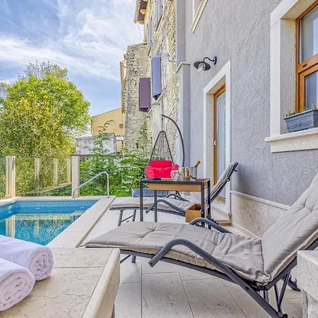 House Lidia I Rina Ferienhaus *