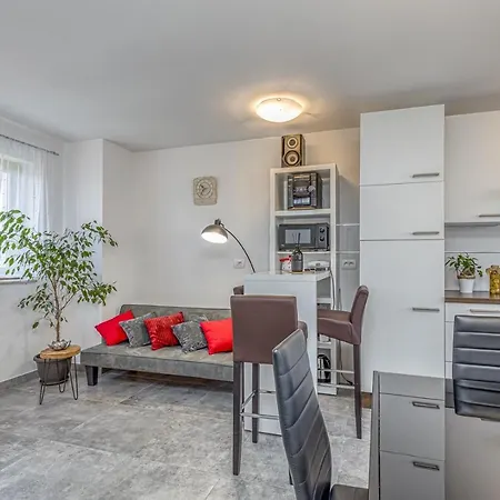 House Lidia I Rina Ferienhaus