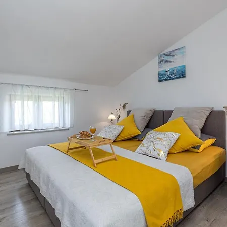 Holiday home House Lidia I Rina Pican